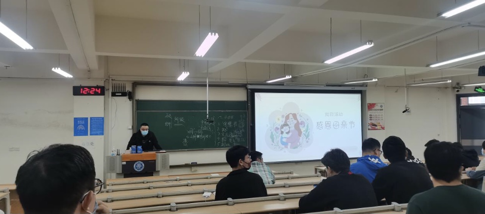 1A33B
